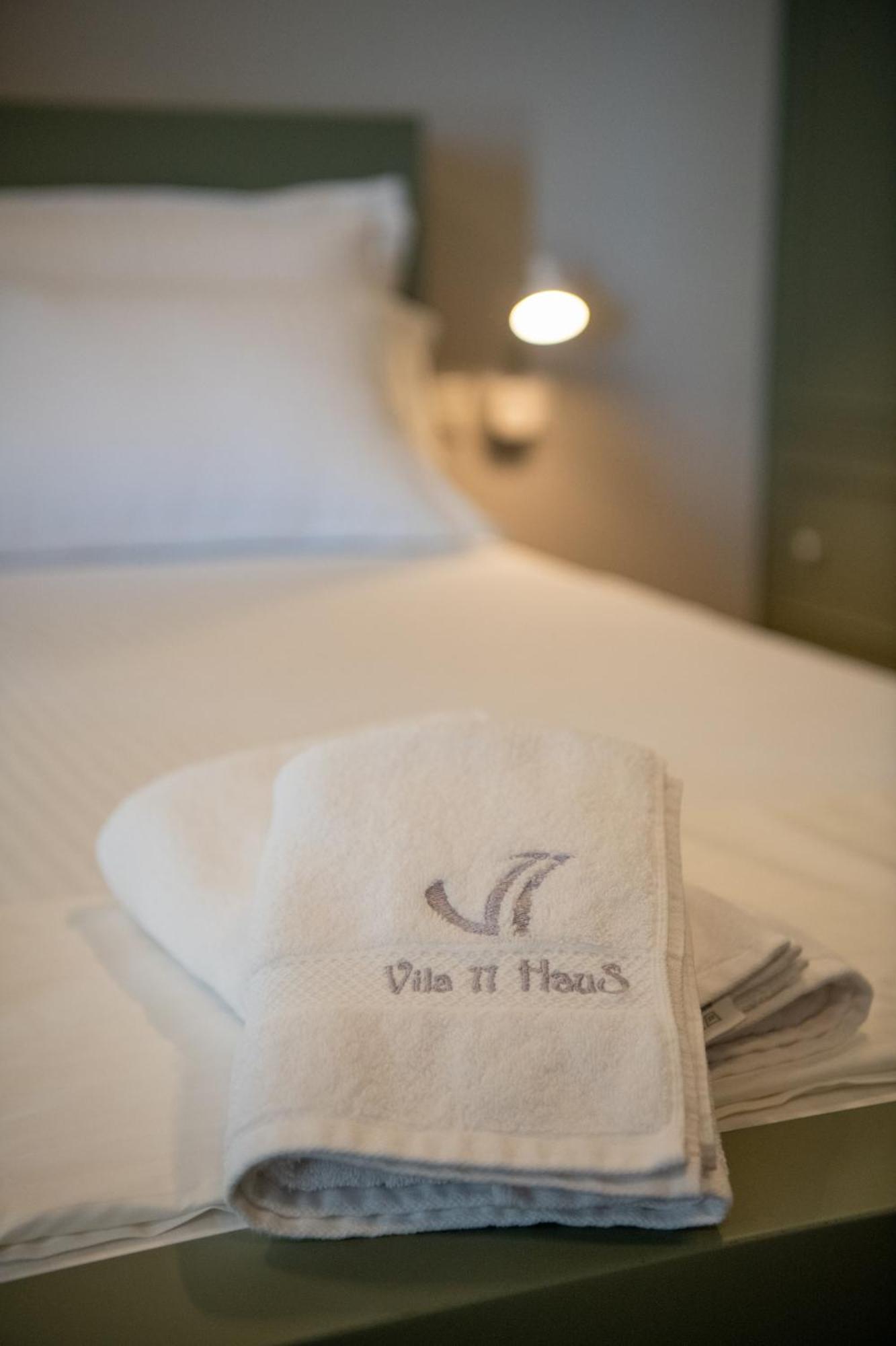 Hotel Vila 11 Durrës 외부 사진