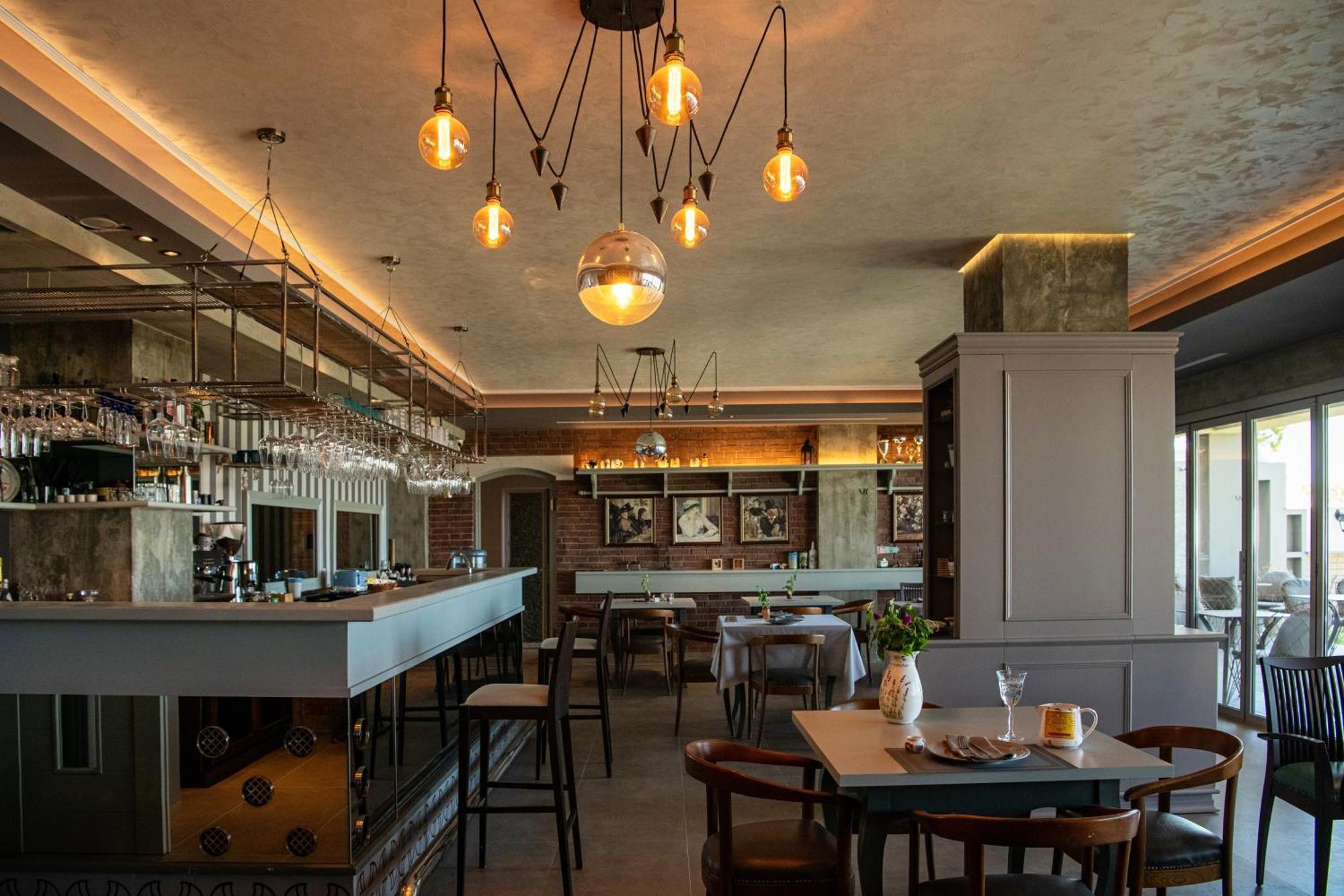 Hotel Vila 11 Durrës 외부 사진