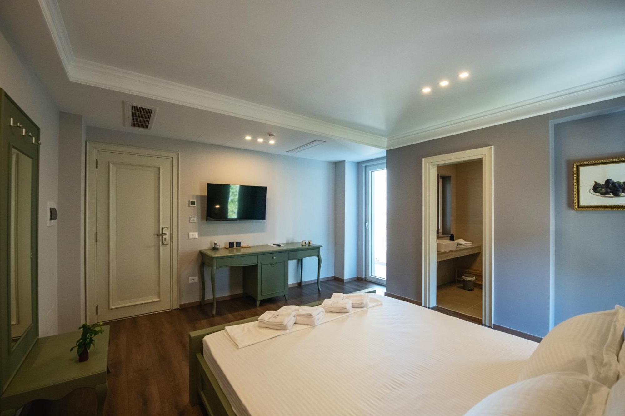 Hotel Vila 11 Durrës 외부 사진